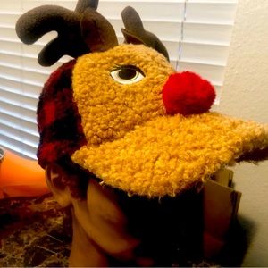 Holiday Time Deer Men’s White Red Black Plaid Baseball Hats Size One